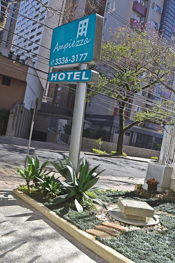 Hotel Ampiezza Куритиба Экстерьер фото
